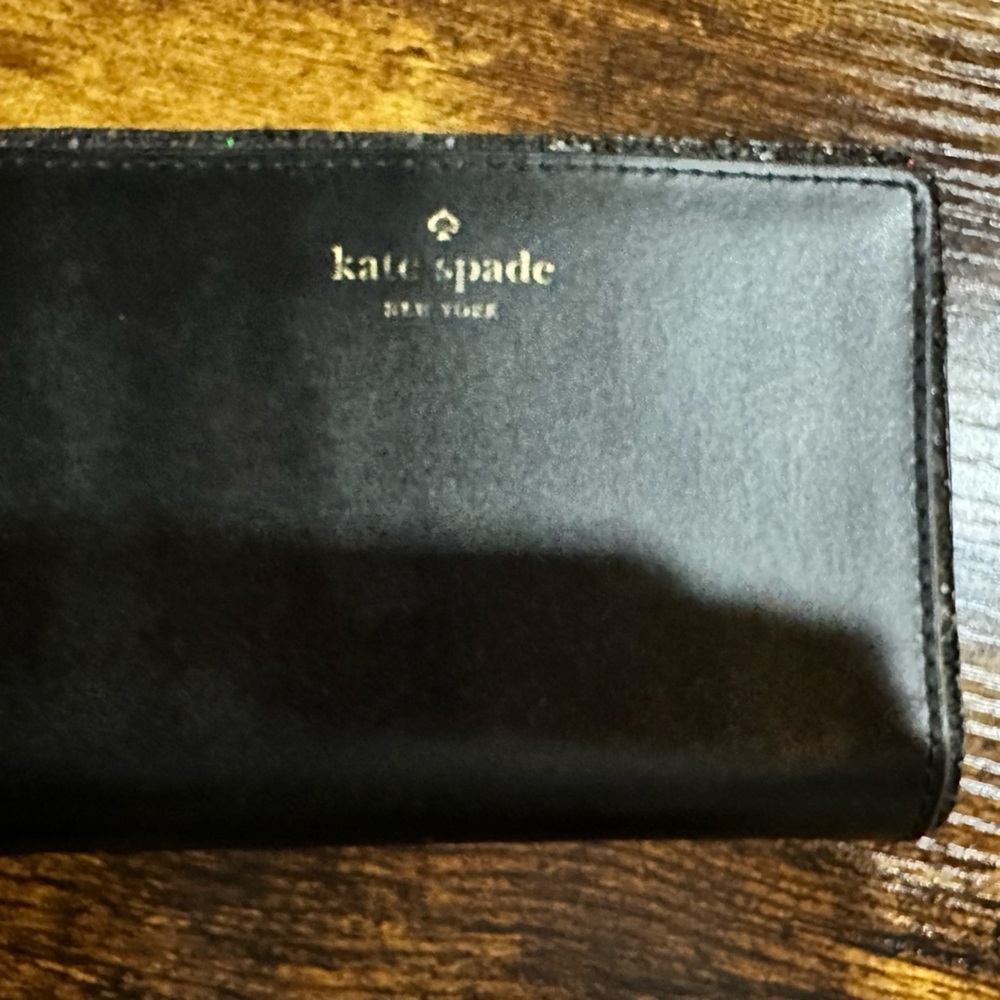 Kate Spade women’s wallet